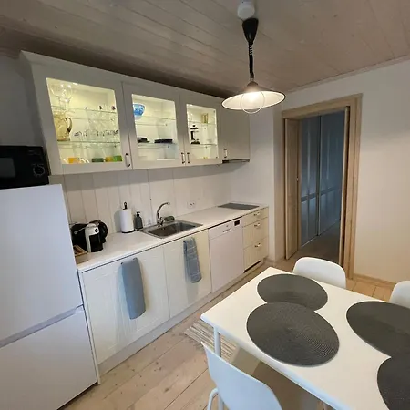 Aia Hoovimaja Holiday home Parnu
