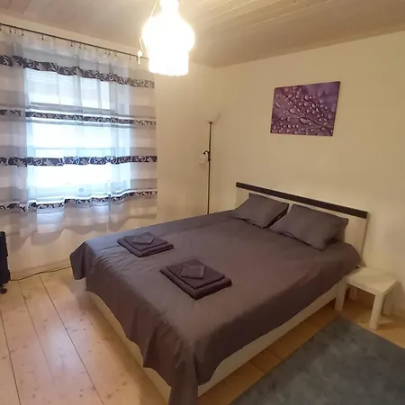 Aia Hoovimaja Holiday home Parnu