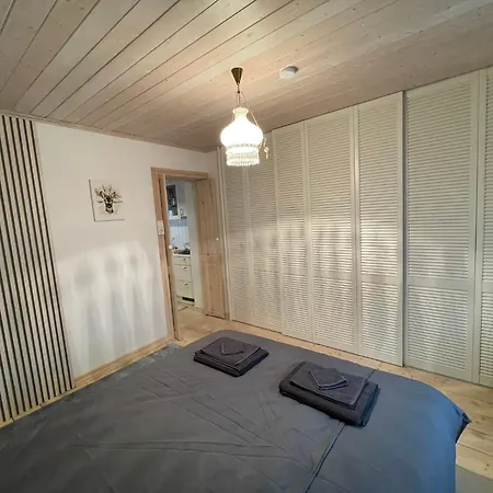 Aia Hoovimaja